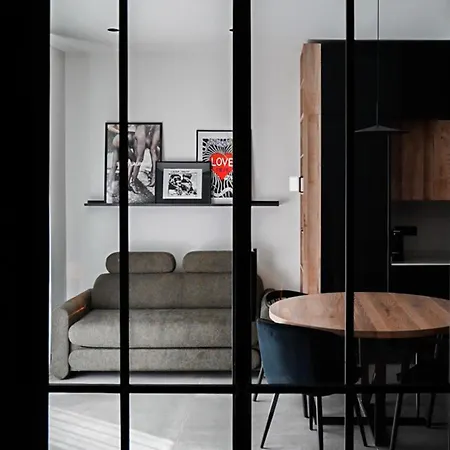 Le Marin Contemporary * Civitanova Marche