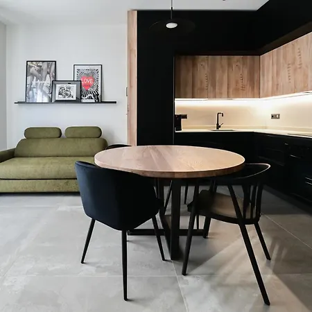 Le Marin Contemporary * Civitanova Marche