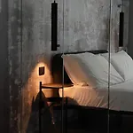 Le Marin Contemporary Apartment *