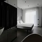 Le Marin Contemporary * צ'יביטאנובה מארקה
