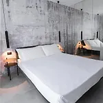Le Marin Contemporary *