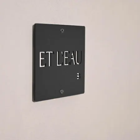 Le Marin Contemporary *