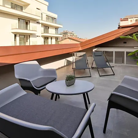 Le Marin Contemporary * צ'יביטאנובה מארקה